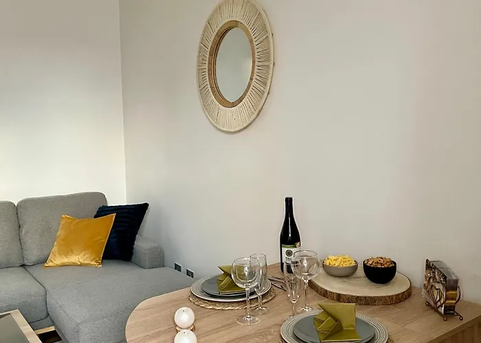 Apartament Cosy Proche Commerces Et Naval Group Cherbourg-en-Cotentin