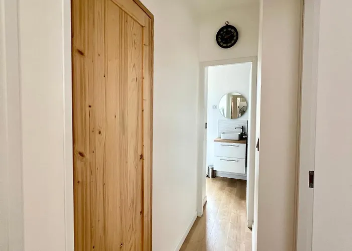 Cosy Proche Commerces Et Naval Group Cherbourg-en-Cotentin